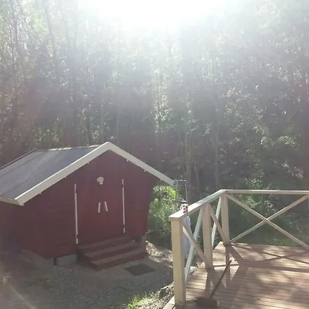 Chalet / Moekki, Unique Summer