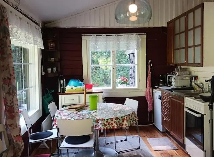 / Moekki, Unique Summer